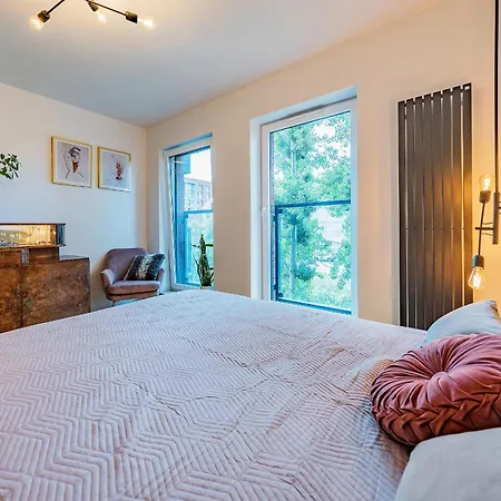 Hello Chmielna With Private Parking And Balcony * 格但斯克