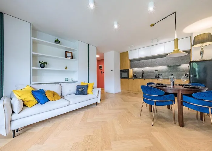 Daire Hello Chmielna With Private Parking And Balcony Gdansk