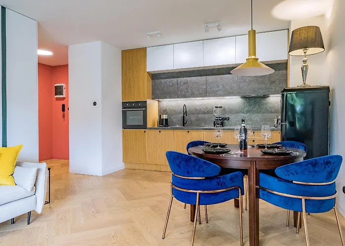 Daire Hello Chmielna With Private Parking And Balcony