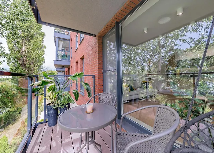 Daire Hello Chmielna With Private Parking And Balcony Gdansk