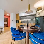 Hello Chmielna With Private Parking And Balcony * Gdańsk