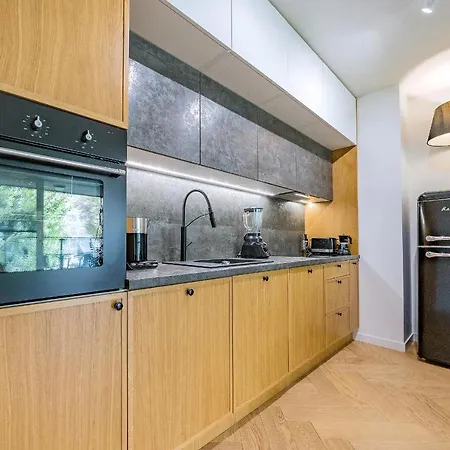 Hello Chmielna With Private Parking And Balcony Gdansk