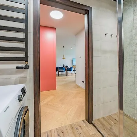 Hello Chmielna With Private Parking And Balcony Апартаменты Гданьск