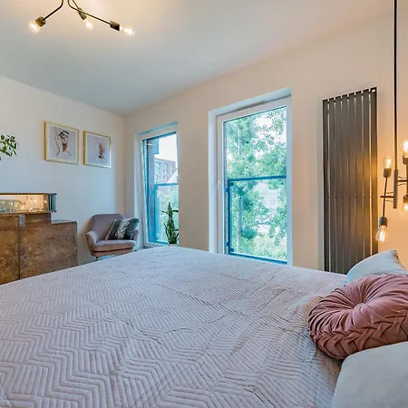 Apartment Hello Chmielna With Private Parking And Balcony *