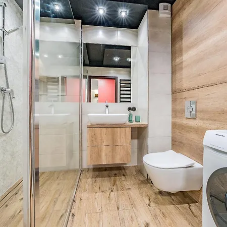 Apartment Hello Chmielna With Private Parking And Balcony Gdansk