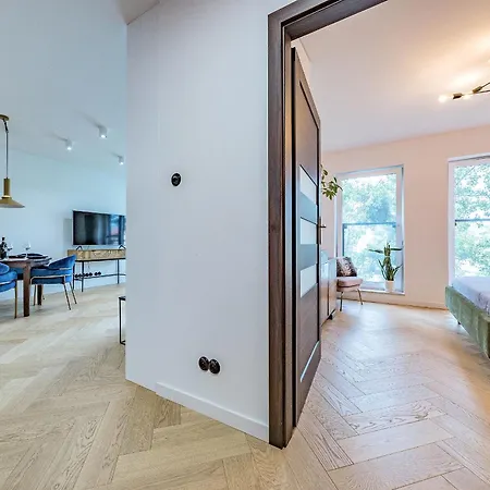 Hello Chmielna With Private Parking And Balcony Gdańsk