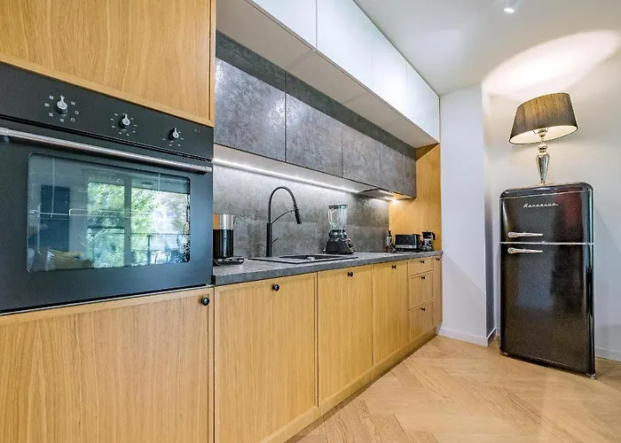 Hello Chmielna With Private Parking And Balcony غدانسك