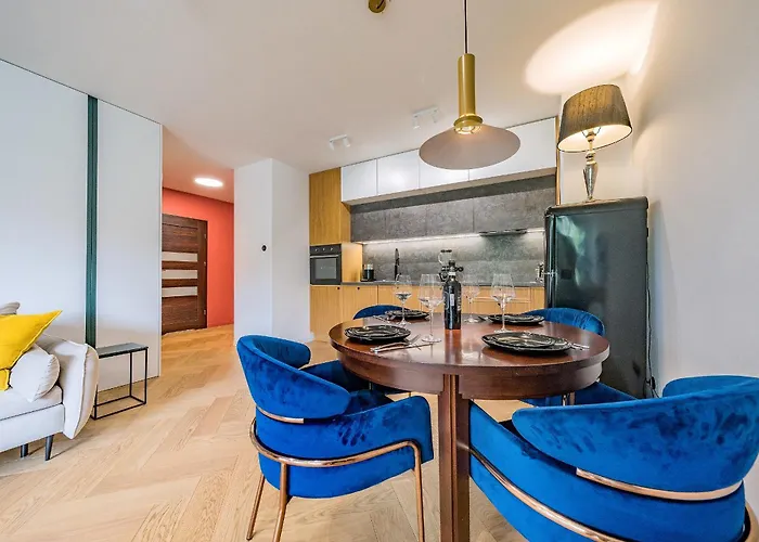 Hello Chmielna With Private Parking And Balcony * Danzig