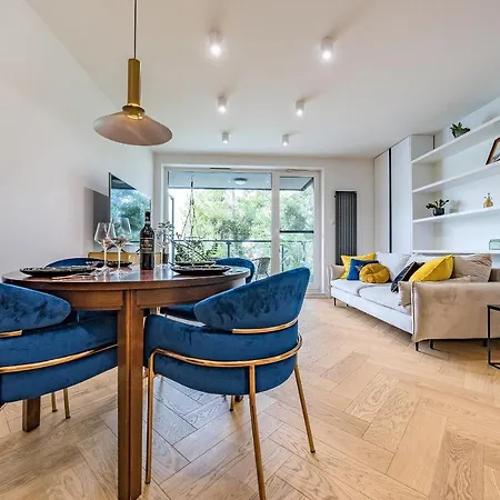 דירה Hello Chmielna With Private Parking And Balcony *