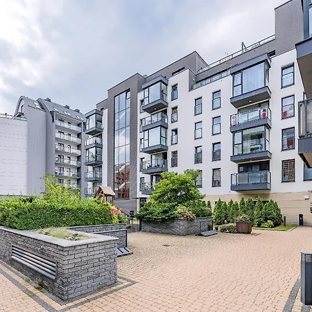 アパート Hello Chmielna With Private Parking And Balcony